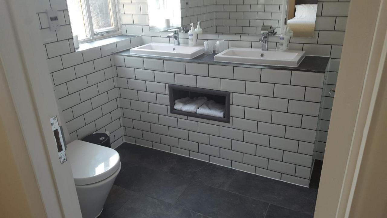 Oakside Lodge Guest House カンタベリー エクステリア 写真