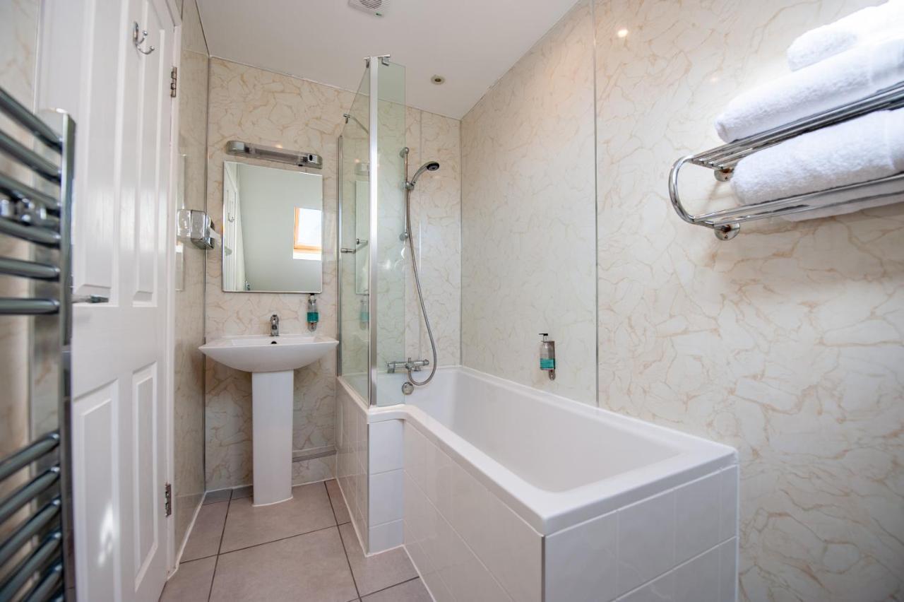 Oakside Lodge Guest House カンタベリー エクステリア 写真